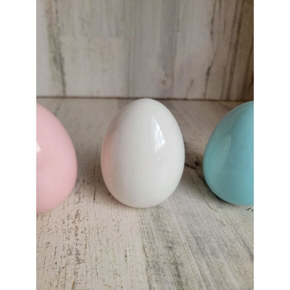 Ceramic pastel egg Easter spring home decor figure set - Picture 4 of 6